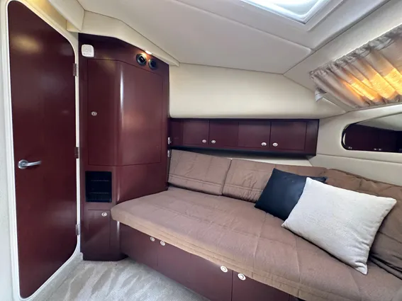 Sea Ray 40 Motor Yacht image