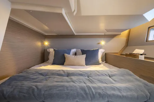 Beneteau OCEANIS-52 image