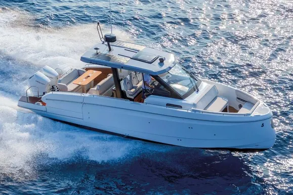 2025 Beneteau Gran Turismo 35