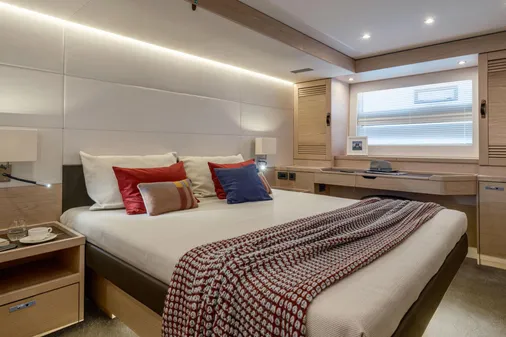Beneteau GRAND-TRAWLER-63 image