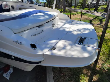 Rinker 212-CAPTIVA-BOWRIDER image