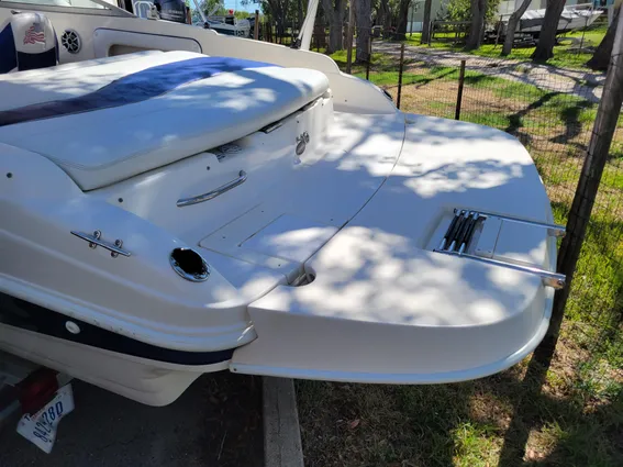 Rinker 212-CAPTIVA-BOWRIDER image