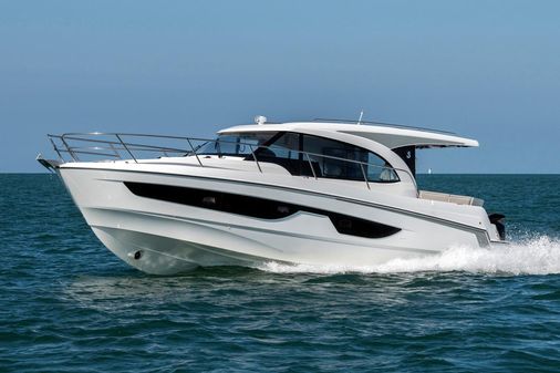 Beneteau ANTARES-11-COUPE image