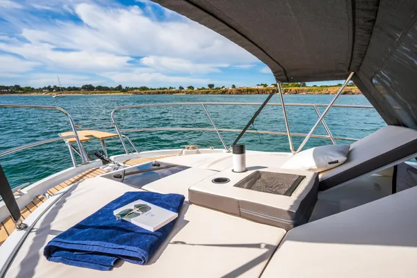 Beneteau ANTARES-11-COUPE image