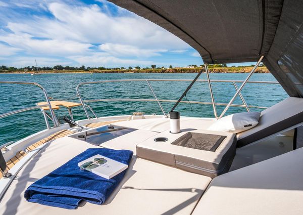 Beneteau ANTARES-11-COUPE image