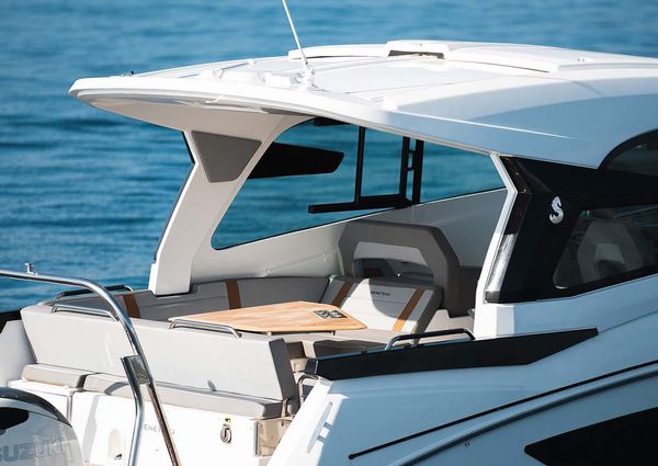 Beneteau FLYER-10-SPORT-TOP image
