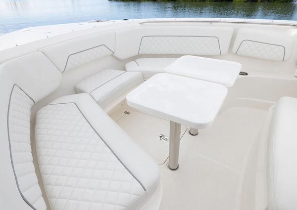 Pursuit S-328-SPORT image