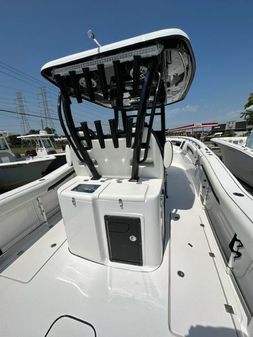 Tidewater 320 CC Adventure image