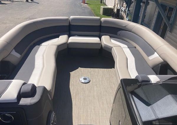 Viaggio D24-SWING-BACK image