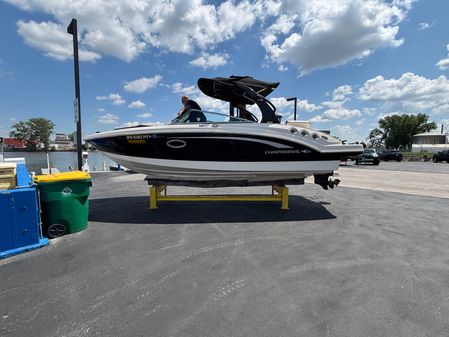 Chaparral 246-SXI image