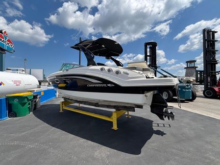 Chaparral 246-SXI image