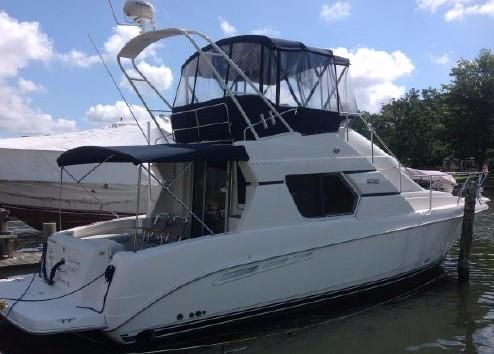 Silverton 351 Sedan Cruiser - main image