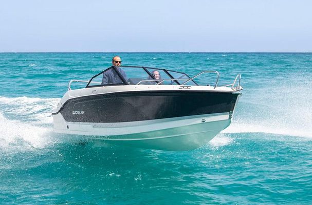 Quicksilver Activ 555 Bowrider - main image