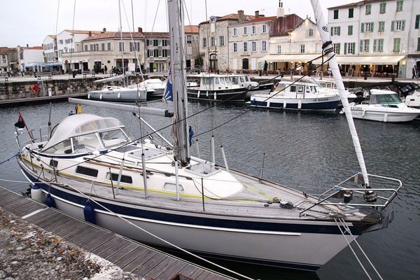 Hallberg-Rassy 34 - main image