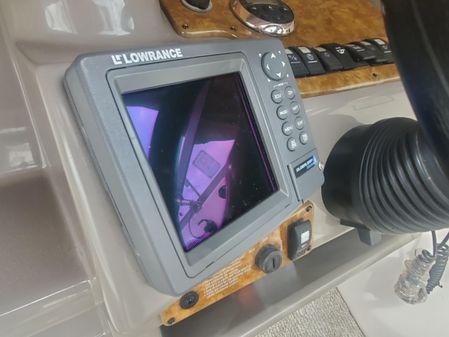 Rinker 250-EXPRESS-CRUISER image