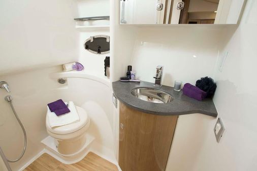 Formula 37-PERFORMANCE-CRUISER image