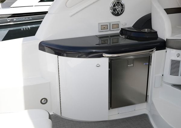 Formula 37-PERFORMANCE-CRUISER image