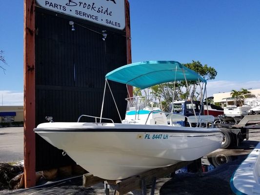 Boston Whaler 180 Dauntless - main image