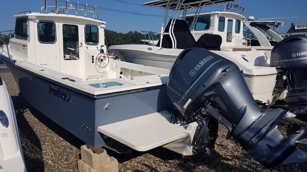 New Parker 2320 Sl Sport Cabin Boats For Sale D R Boat World