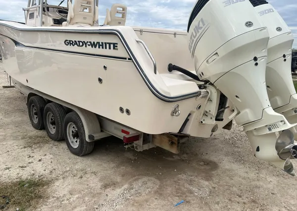 Grady-White Bimini 306 image