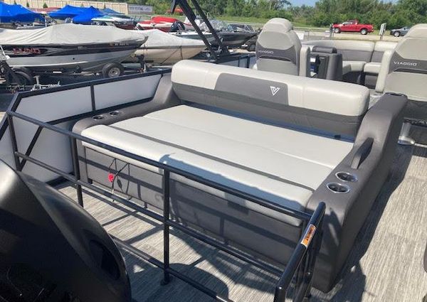 Viaggio X22S-SWING-BED-MODEL image