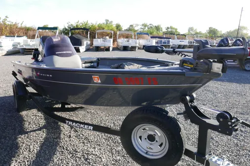 Tracker SUPER-GUIDE-V-16 image