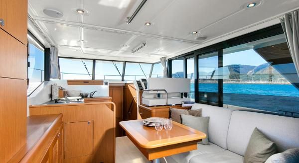 Beneteau SWIFT-TRAWLER-35 image