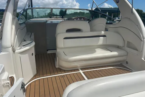 Sea Ray 360 Sundancer image