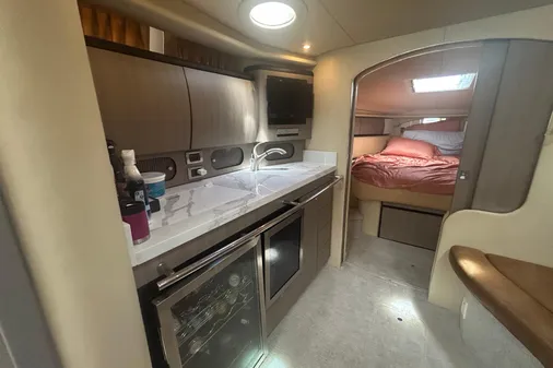 Sea Ray 360 Sundancer image