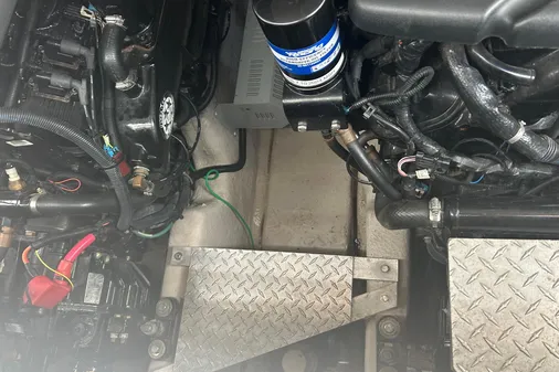 Sea Ray 360 Sundancer image