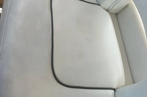 Sea Ray 360 Sundancer image