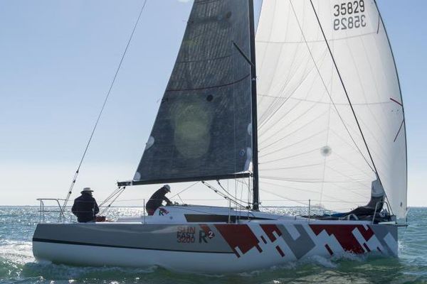 Jeanneau Sun Fast 3200 - main image