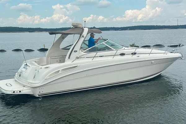 Sea Ray 360 Sundancer image