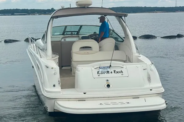 Sea Ray 360 Sundancer image
