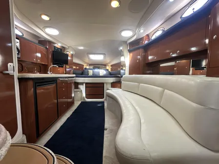 Sea Ray 340 Sundancer image