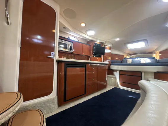 Sea Ray 340 Sundancer image