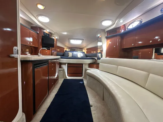 Sea Ray 340 Sundancer image