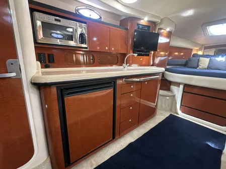 Sea Ray 340 Sundancer image