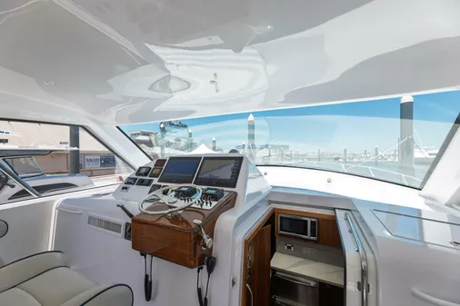 Hatteras GT45X Flybridge image