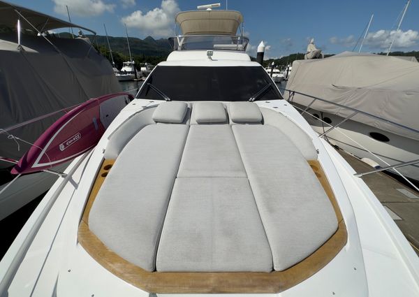 Azimut 55 image