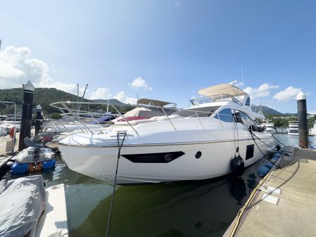 Azimut 55 image