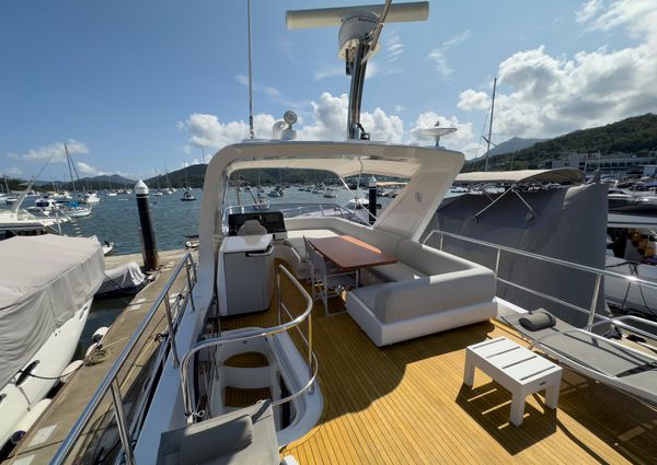 Azimut 55 image