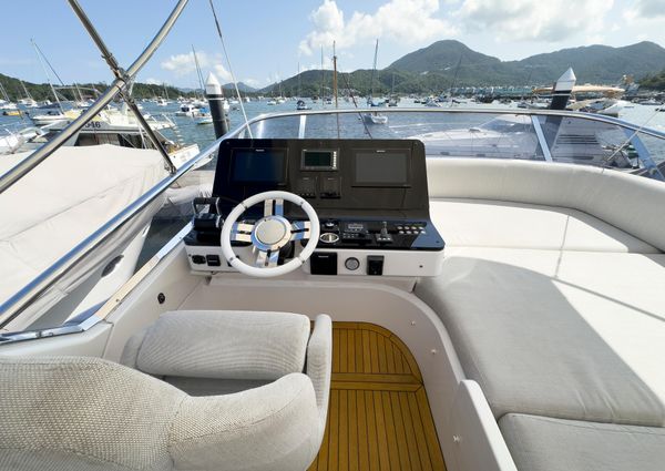 Azimut 55 image