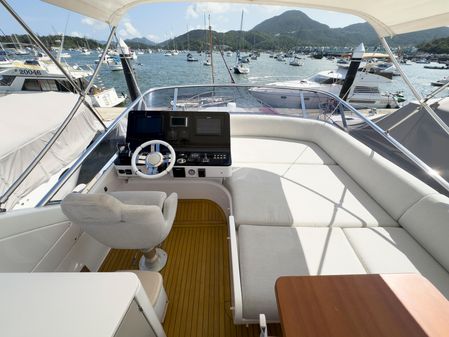 Azimut 55 image