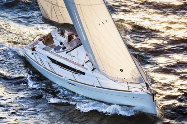 Jeanneau Sun Odyssey 389 - main image