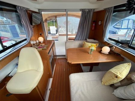 Beneteau Antares 8 image