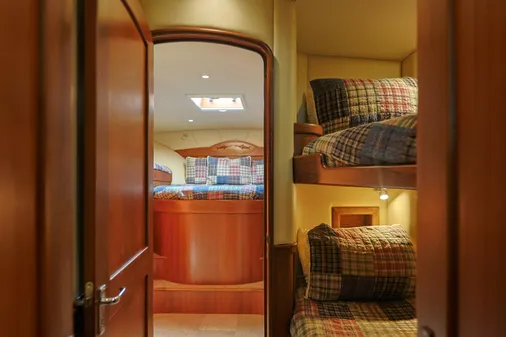 Blackwell 62 Convertible image