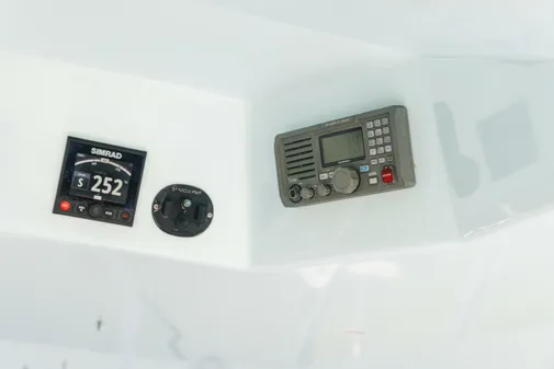 Blackwell 62 Convertible image