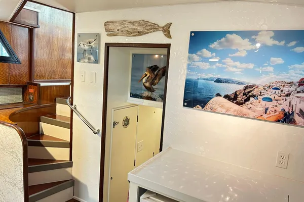 Hatteras 53 Motor Yacht Hard Top image