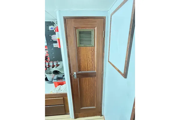 Hatteras 53 Motor Yacht Hard Top image